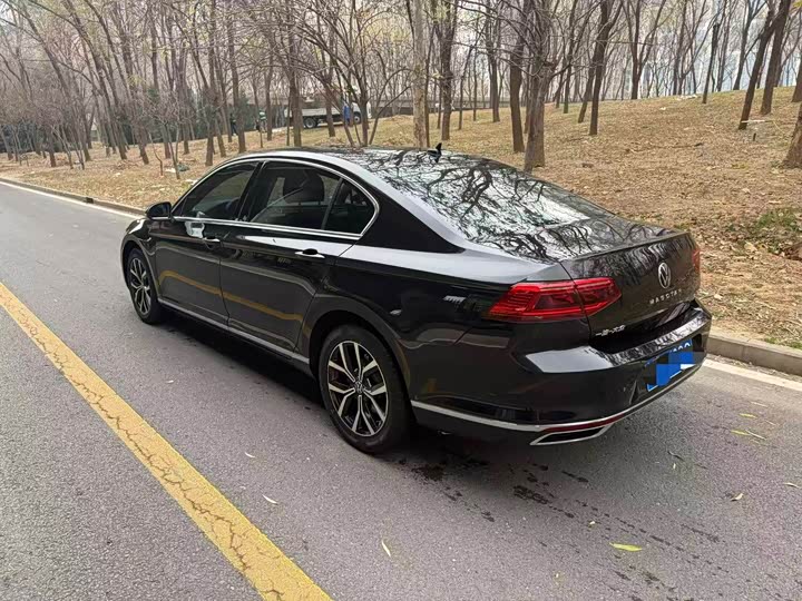 Фото 7 - Volkswagen Magotan