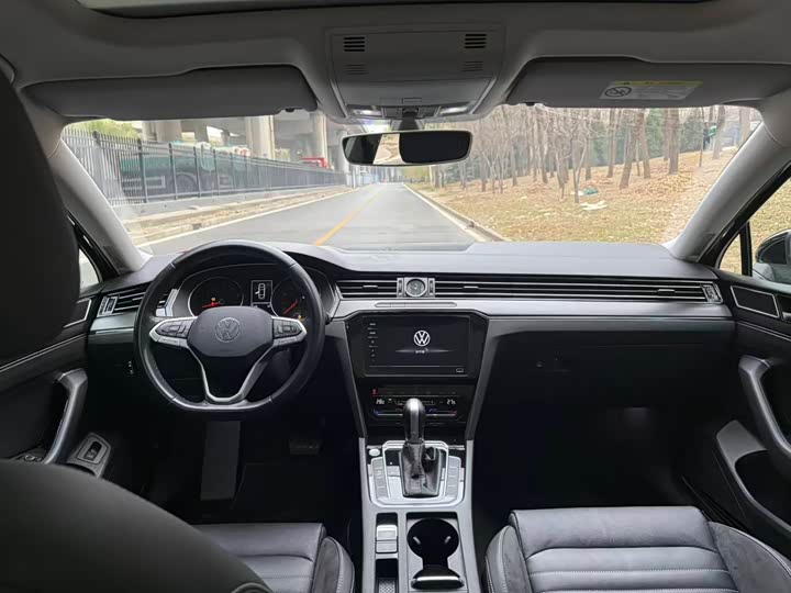 Фото 9 - Volkswagen Magotan