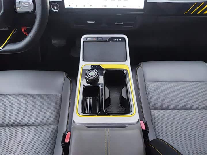 Фото 16 - GAC Aion Y