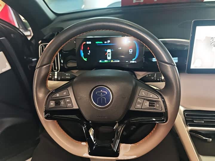 Фото 11 - BYD Song Pro Hybrid