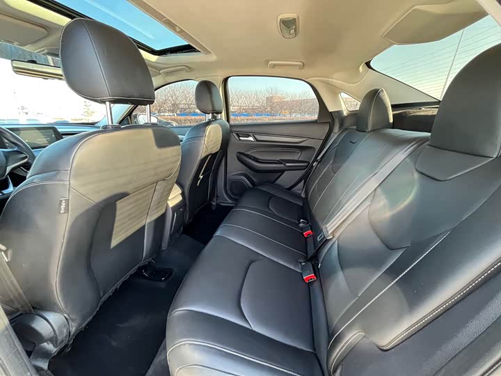 Фото 9 - Ford Escort