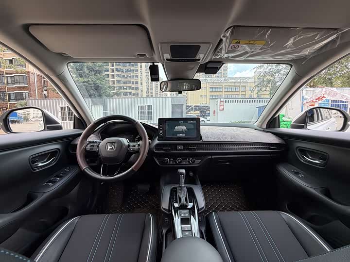 Фото 4 - Honda HR-V