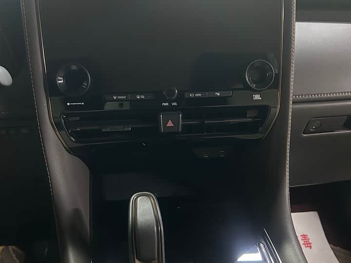 Фото 20 - Toyota Alphard