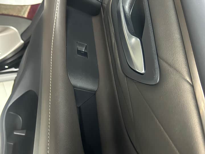 Фото 22 - Toyota Alphard