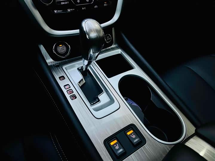 Фото 7 - Nissan Murano