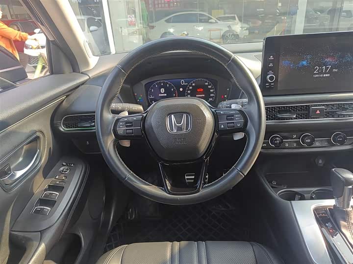 Фото 11 - Honda HR-V