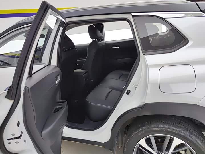 Фото 11 - Toyota Frontlander