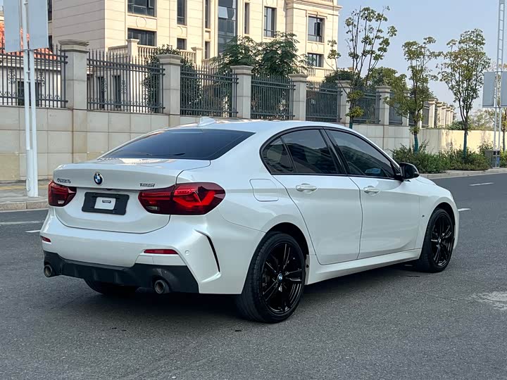 Фото 7 - BMW 1 Series