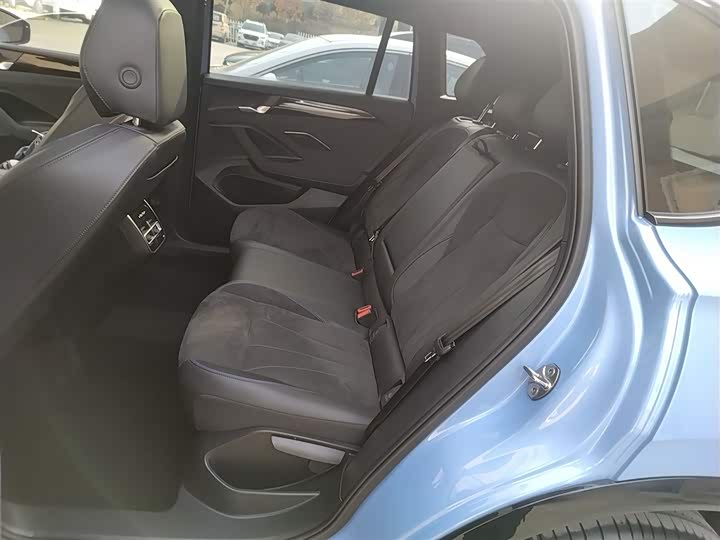 Фото 14 - Volkswagen Tiguan L Pro