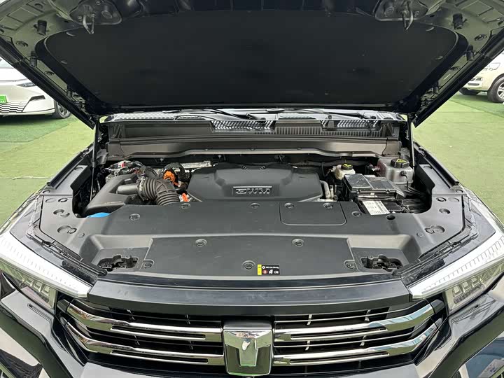 Фото 15 - Tank 400 Hybrid