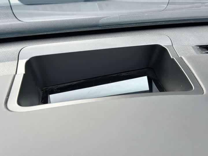 Фото 19 - Tank 400 Hybrid