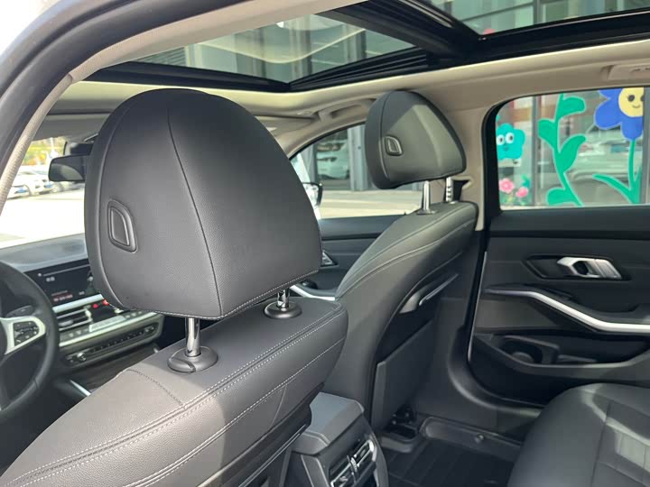 Фото 11 - BMW 3 Series