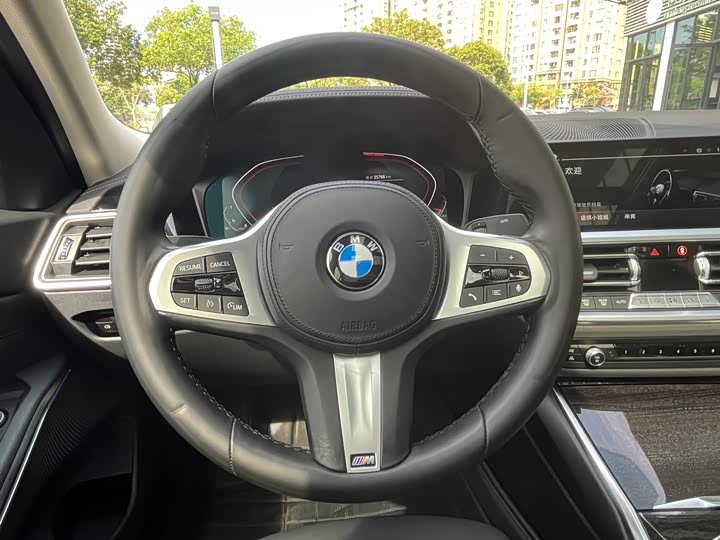 Фото 14 - BMW 3 Series