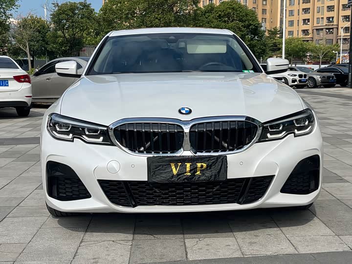 Фото 2 - BMW 3 Series