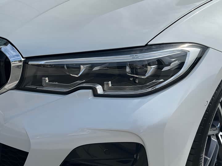 Фото 27 - BMW 3 Series