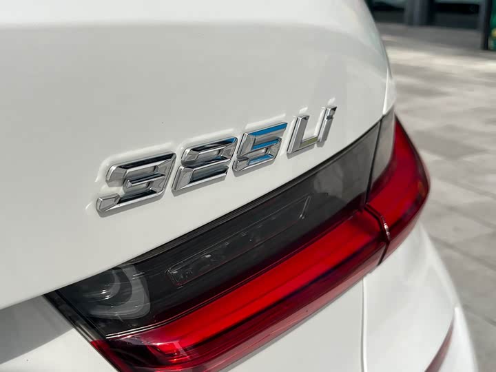 Фото 30 - BMW 3 Series