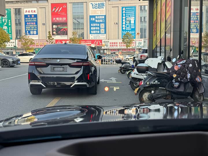 Фото 11 - BMW 5 Series