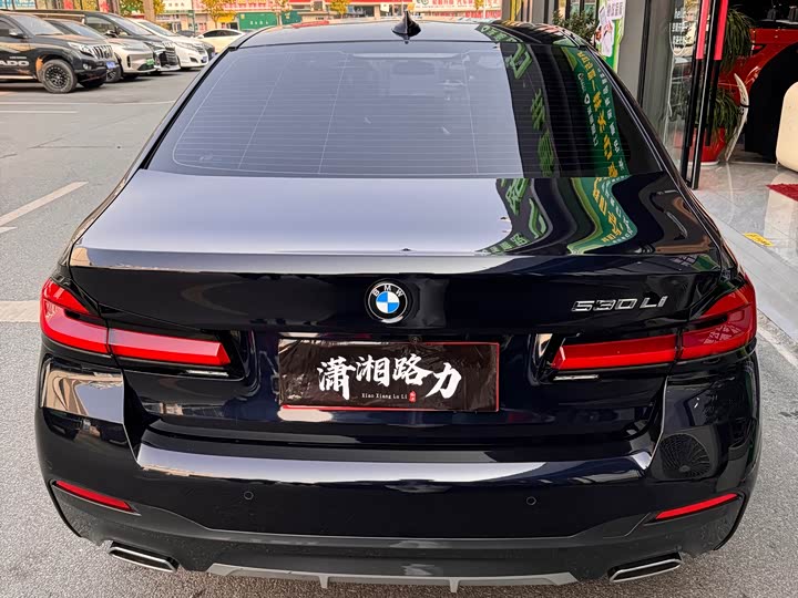 Фото 22 - BMW 5 Series