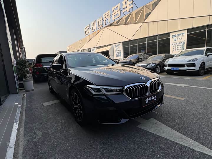 Фото 4 - BMW 5 Series