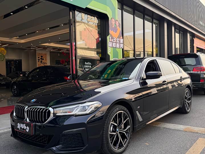 Фото 5 - BMW 5 Series