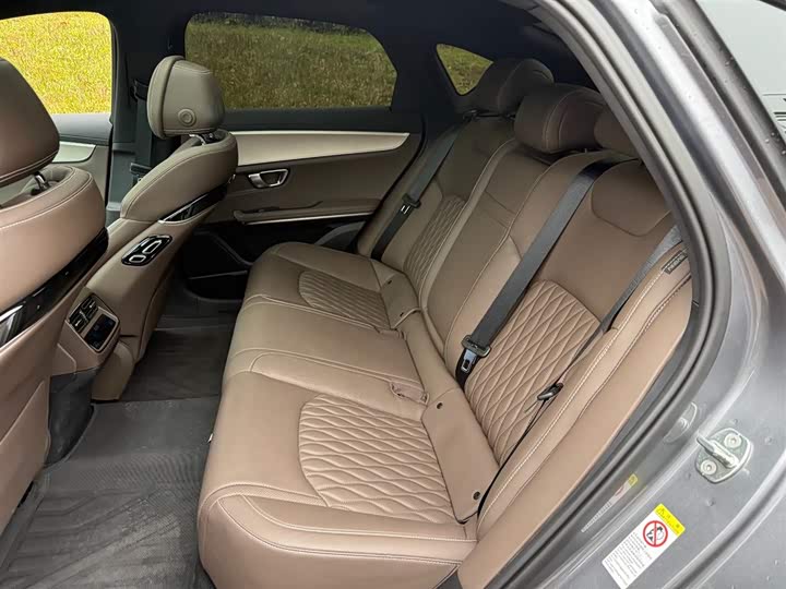 Фото 10 - BYD Han