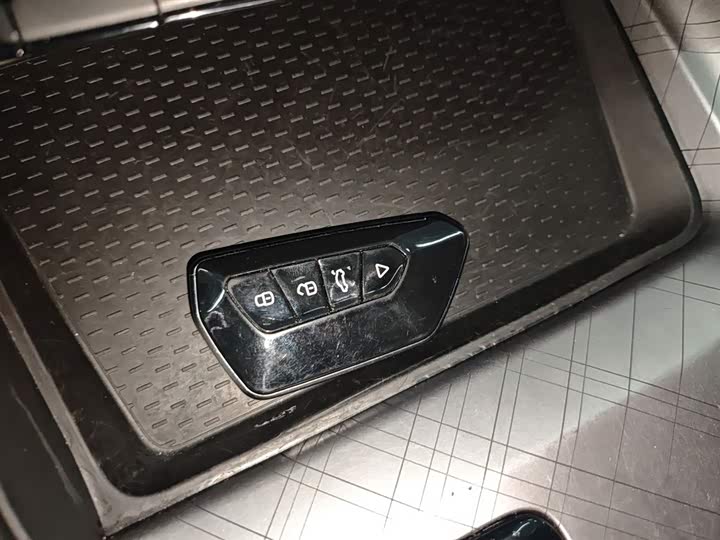 Фото 11 - Geely Preface