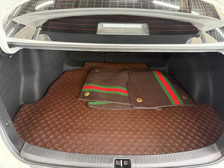 Фото 12 - Toyota Levin