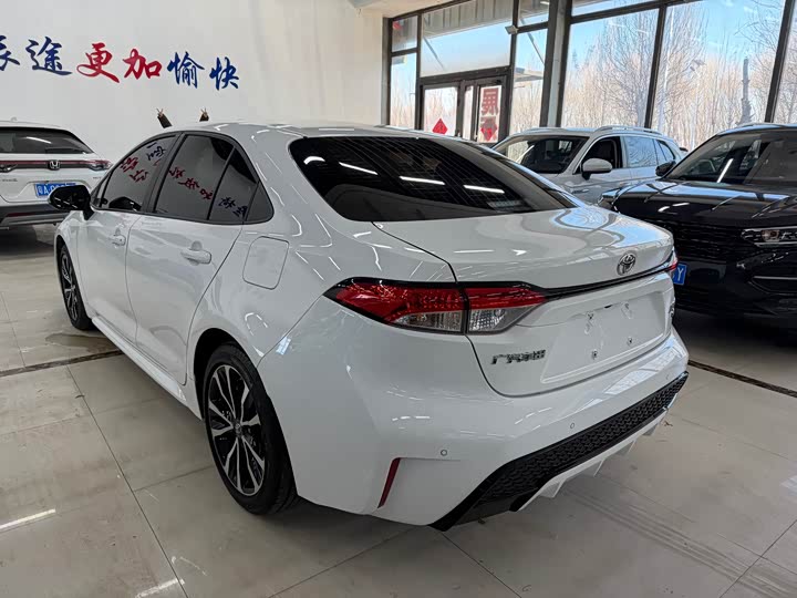 Фото 3 - Toyota Levin