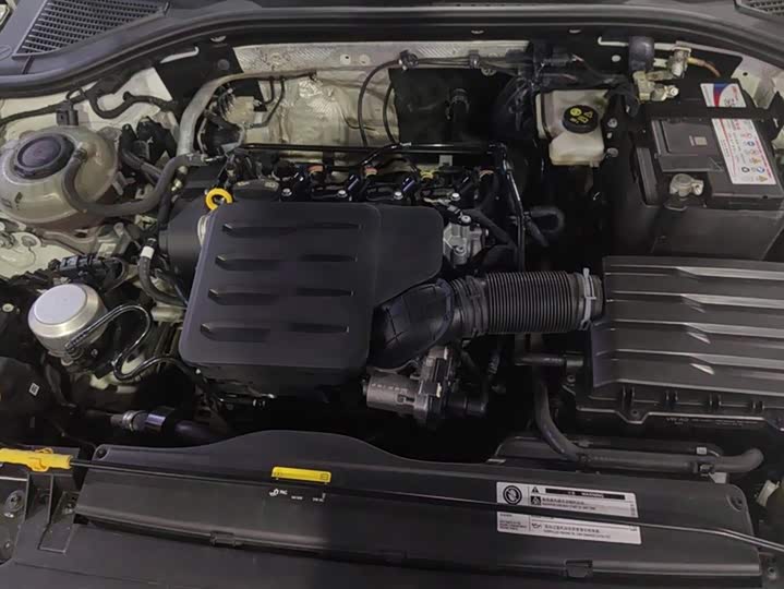 Фото 10 - Volkswagen Lavida