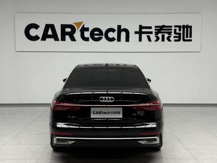 Фото 4 - Audi A6L