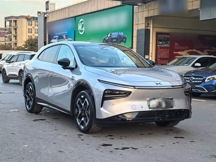 Фото 10 - XPeng G7