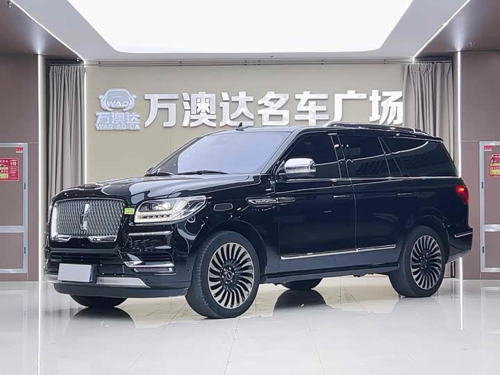 Фото 1 - Lincoln Navigator