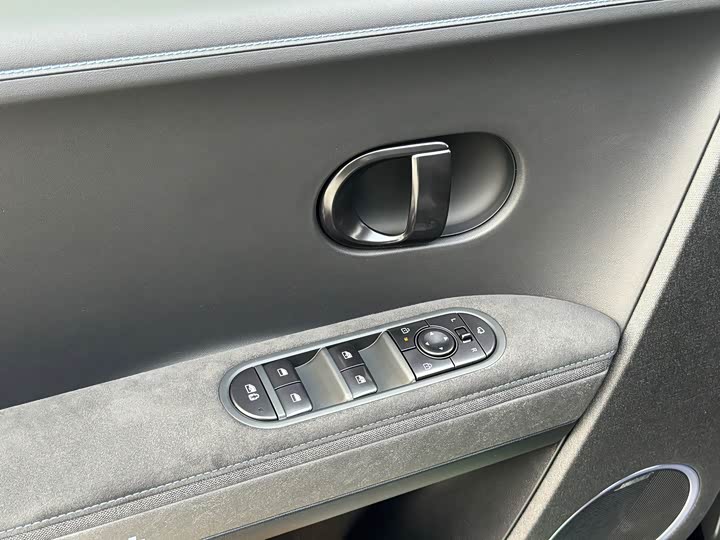 Фото 13 - Hyundai Ioniq 5 N