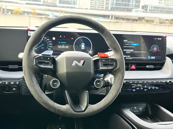 Фото 17 - Hyundai Ioniq 5 N