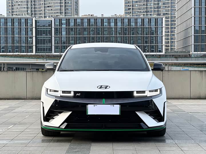 Фото 2 - Hyundai Ioniq 5 N