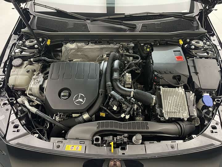 Фото 27 - Mercedes-Benz CLA-Class