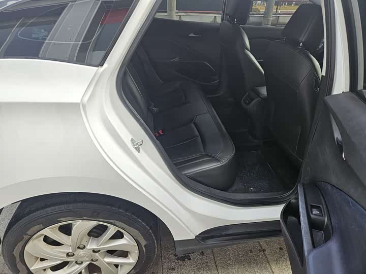 Фото 12 - Buick Velite 6