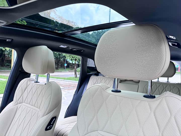 Фото 5 - Geely Monjaro