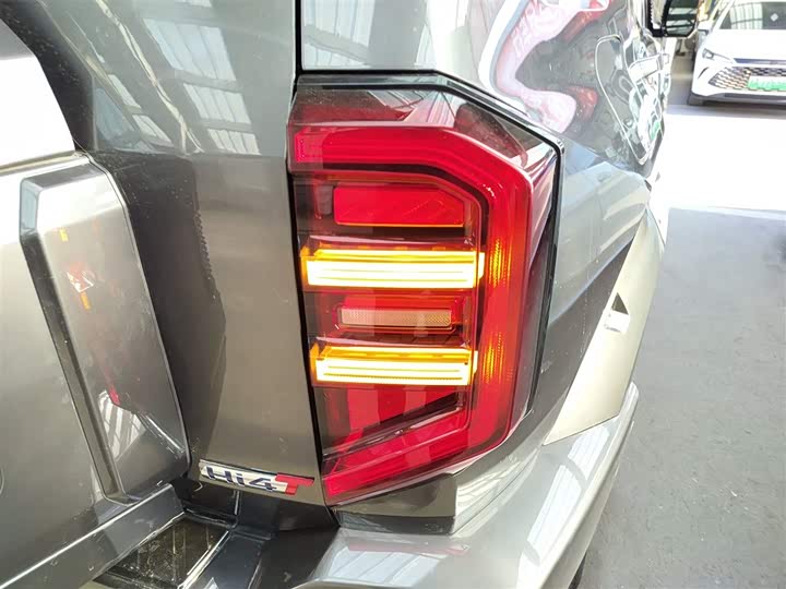 Фото 8 - Tank 400 Hybrid