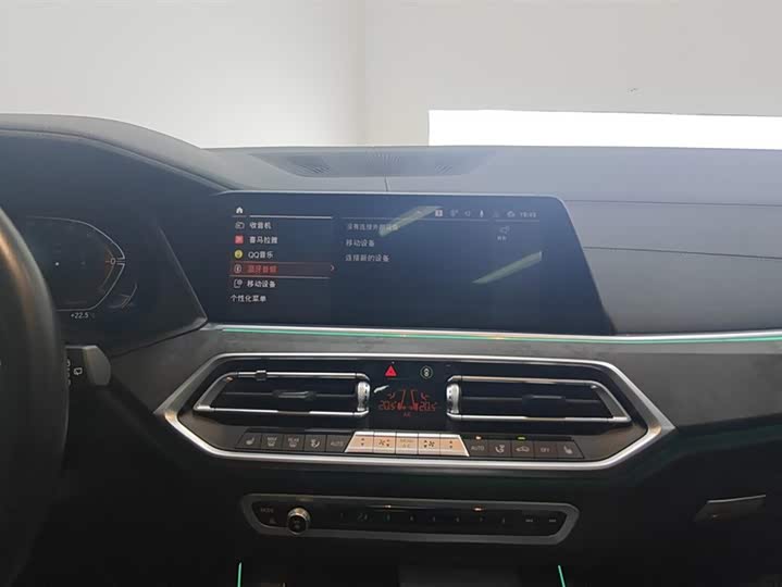 Фото 13 - BMW X5