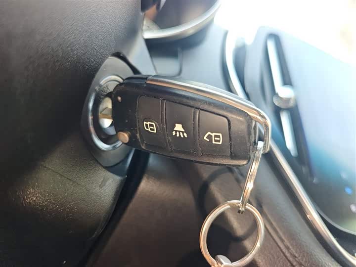 Фото 9 - Jetour X70