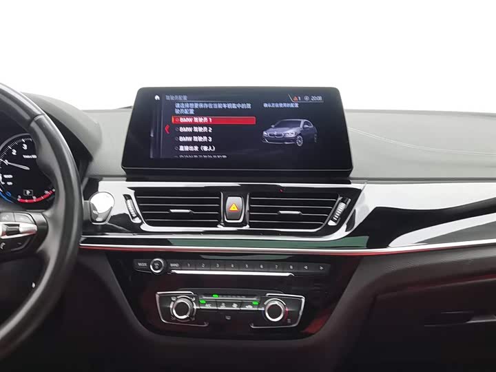 Фото 12 - BMW 1 Series