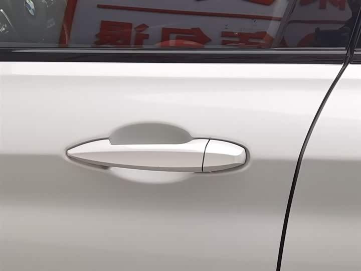 Фото 18 - BMW 1 Series