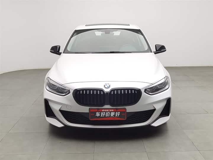 Фото 3 - BMW 1 Series