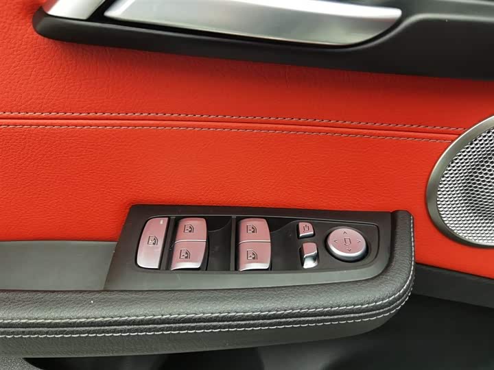 Фото 9 - BMW 1 Series