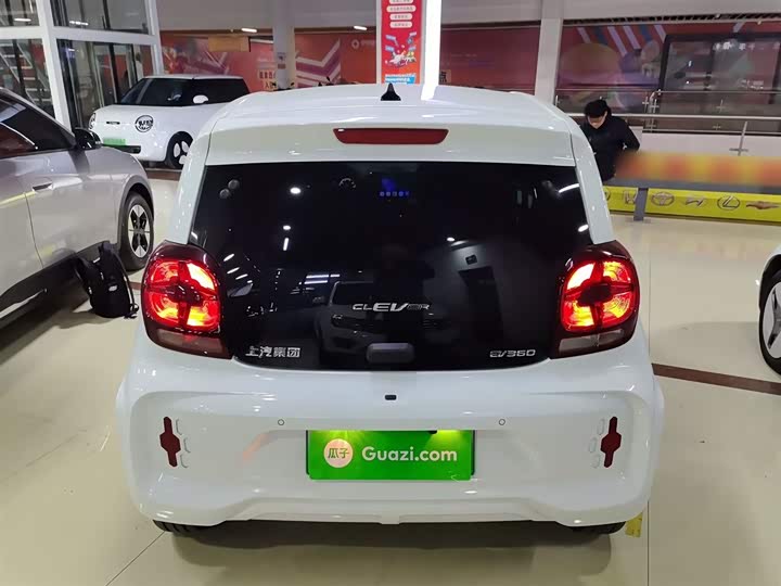 Фото 6 - Roewe Clever