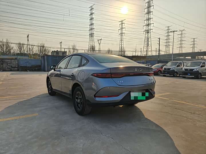 Фото 9 - BYD Qin Plus