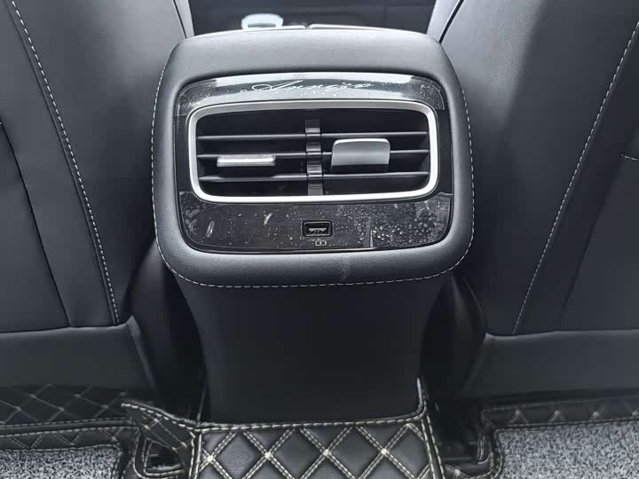 Фото 12 - Chery Arrizo 8