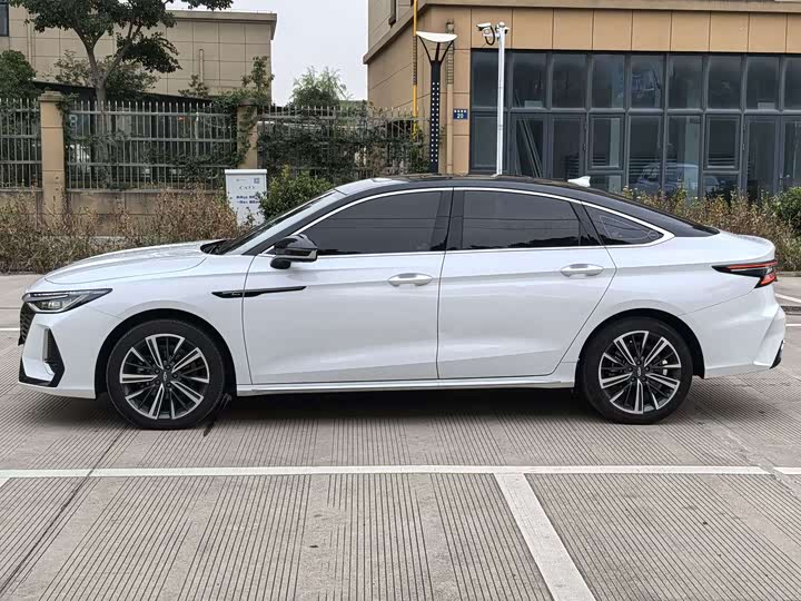 Фото 13 - Chery Arrizo 8