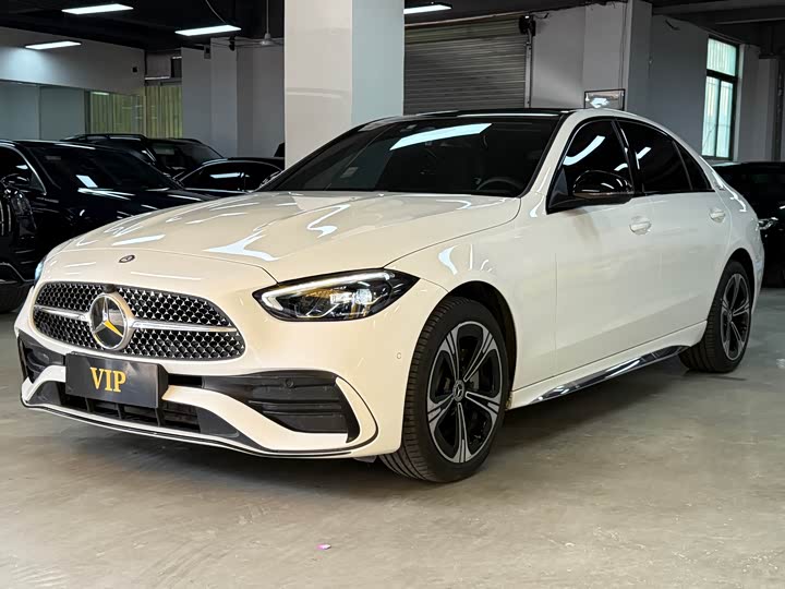 Фото 1 - Mercedes-Benz C-Class